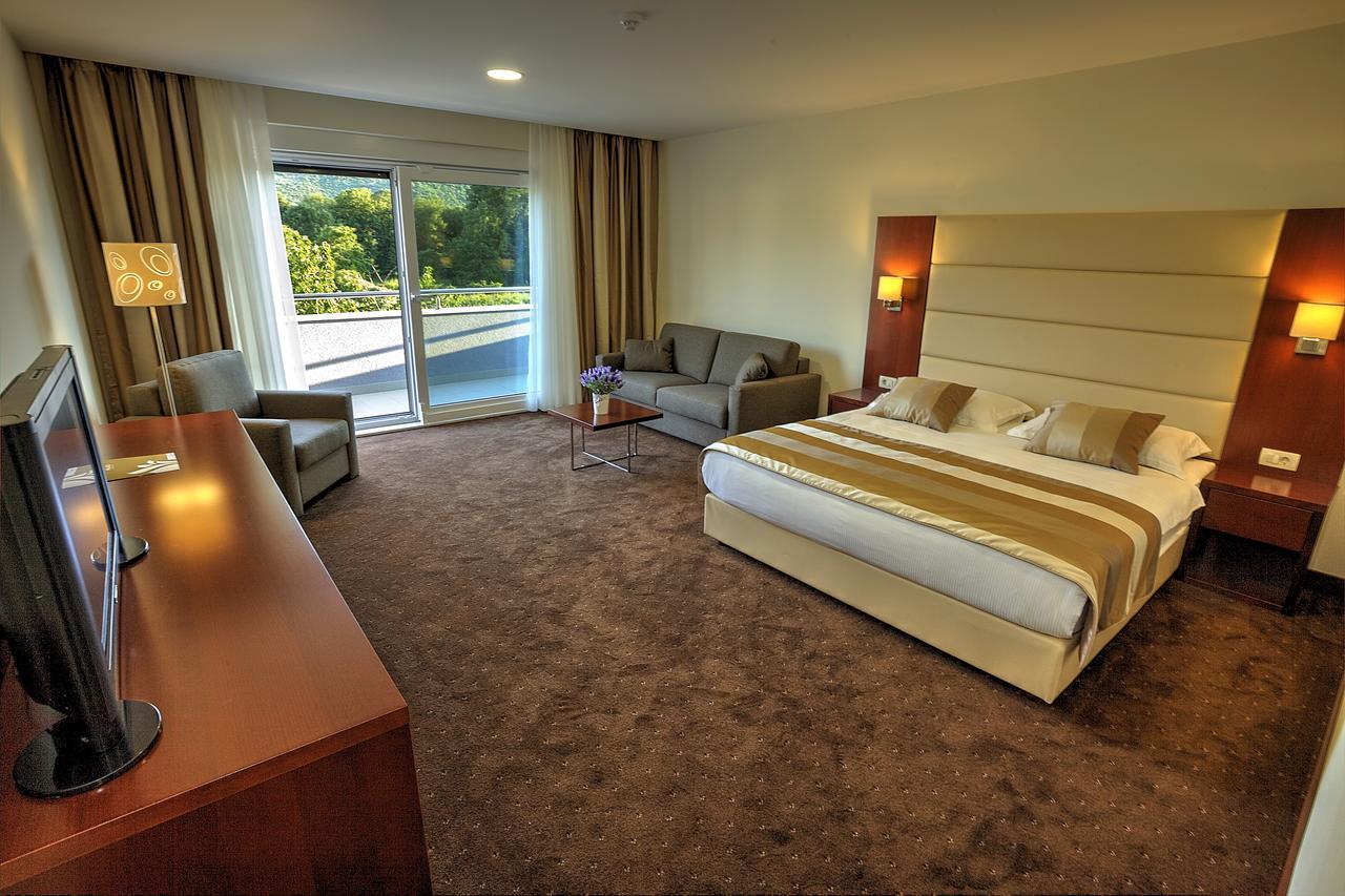 Hotel Palace Medugorje Bagian luar foto