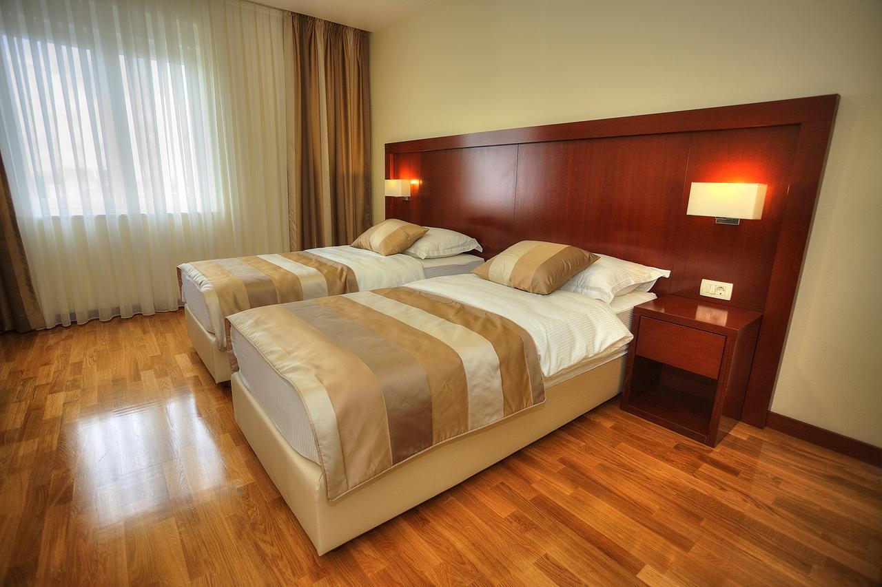 Hotel Palace Medugorje Bagian luar foto